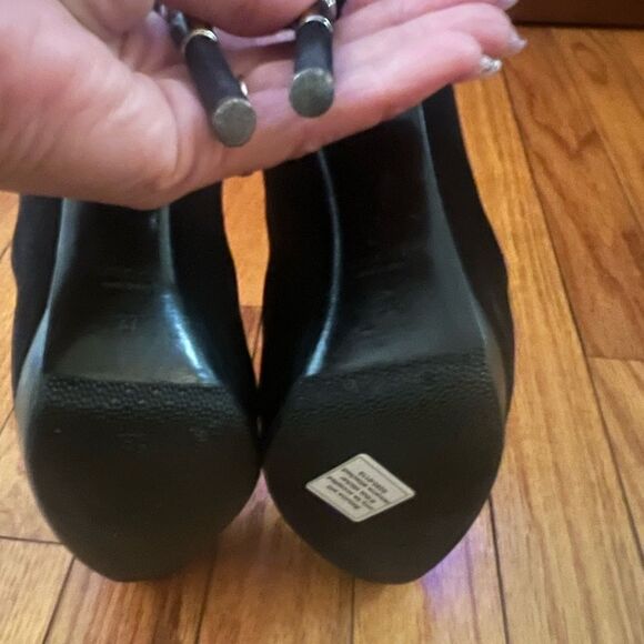 Gucci Bamboo Accent Black Suede Heels - Picture 9 of 12